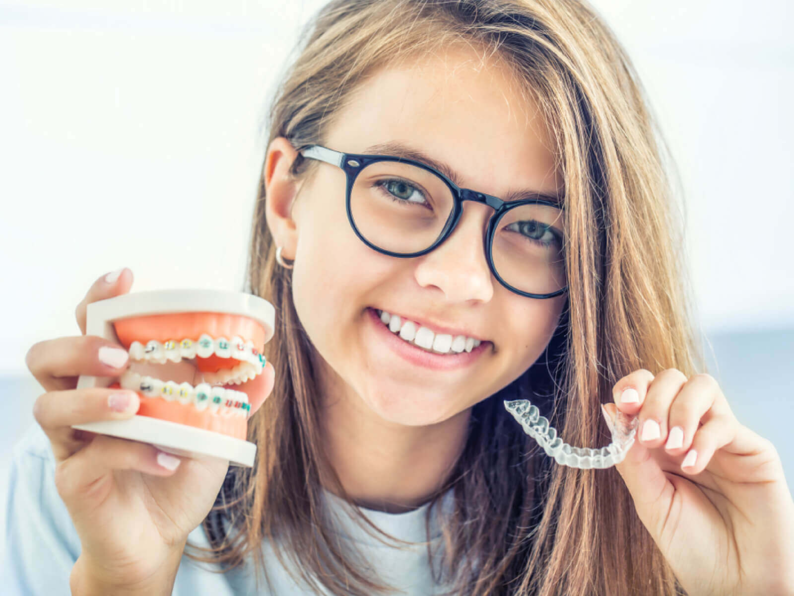 A Guide To Straightening Your Smile: Orthodontic Options